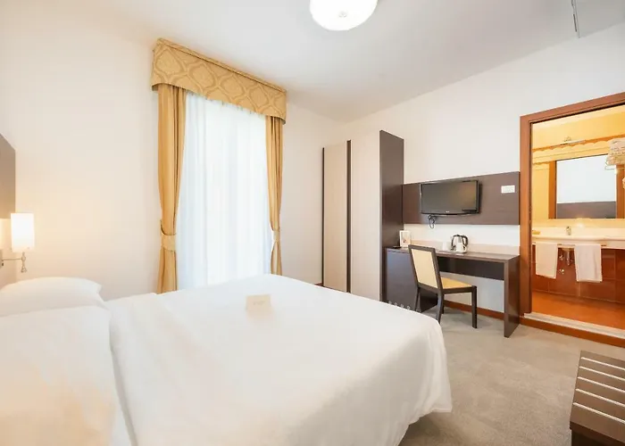 Park Pineta Boutique Отель 4*