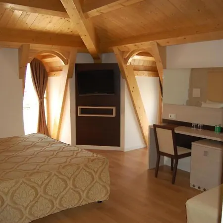 Park Pineta Boutique 호텔 4*