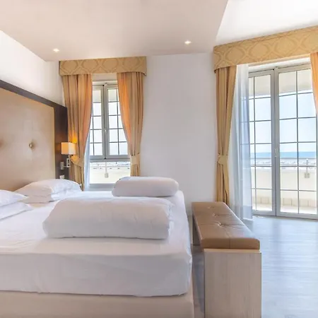 호텔 Park Pineta Boutique 4*