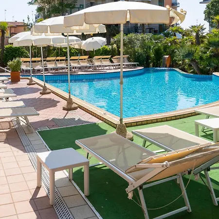 Park Pineta 4* Καόρλε