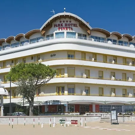 Park Pineta Boutique 4*